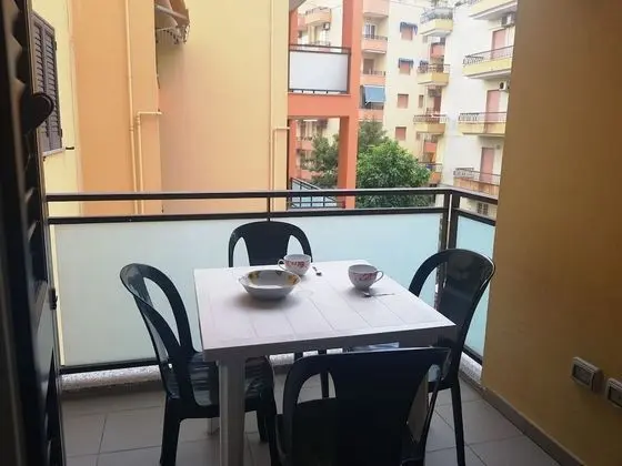 Apart Daire, 2 Yatak Odası (Trilocale Savonarola 5 posti)