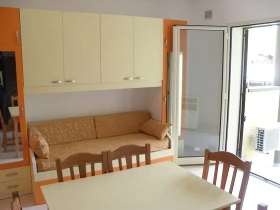 Stüdyo (Monolocali Savonarola)