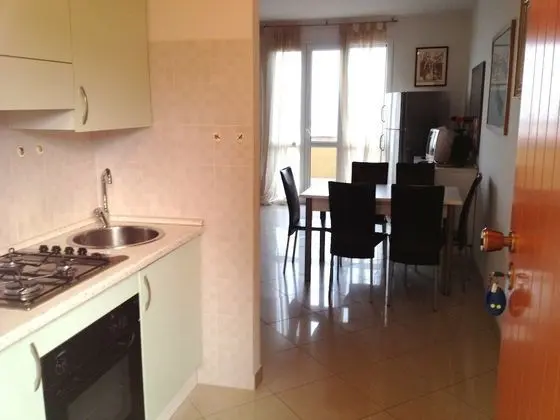 Apart Daire, 2 Yatak Odası (13)