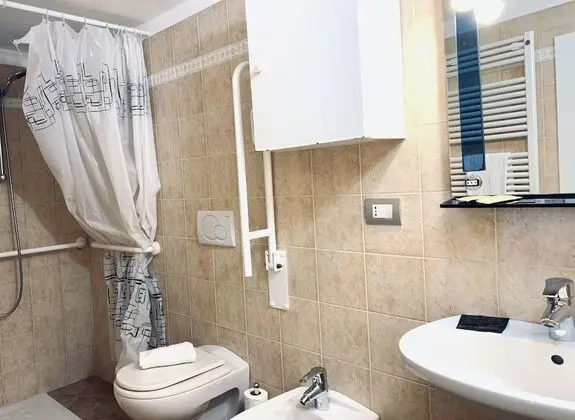 Apart Daire, 2 Yatak Odası (Otello) (Piazza Boggiani 6))