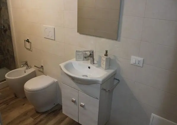 Apart Daire, 1 Büyük (Queen) Boy Yatak ve Çekyat