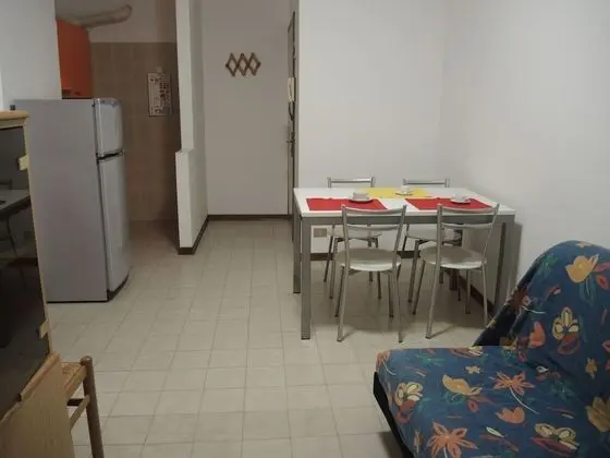 Apart Daire, Birden Çok Yatak, Balkon (Tonin 014_1P_C)