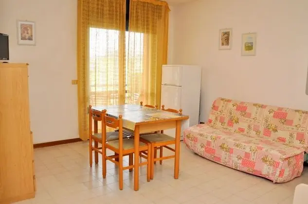 Stüdyo, Birden Çok Yatak, Küçük Mutfak (Tonin 025_3P_A*)