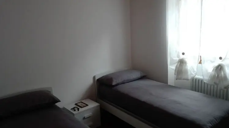 Family Apart Daire, Dağ Manzaralı