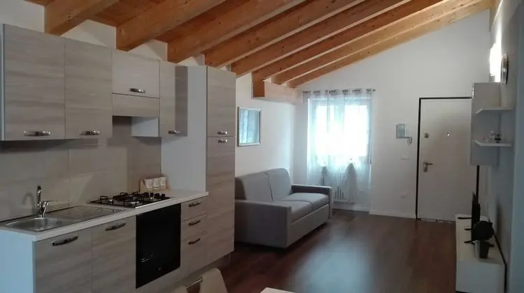 Family Apart Daire, Dağ Manzaralı