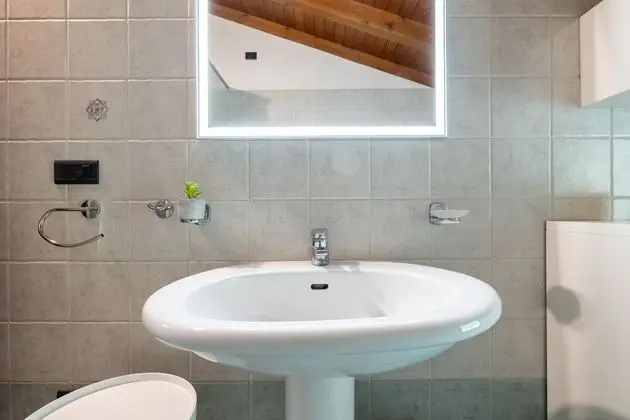 Premium Apart Daire, Banyolu/Duşlu, Göl Manzaralı (Appartamento vista lago )