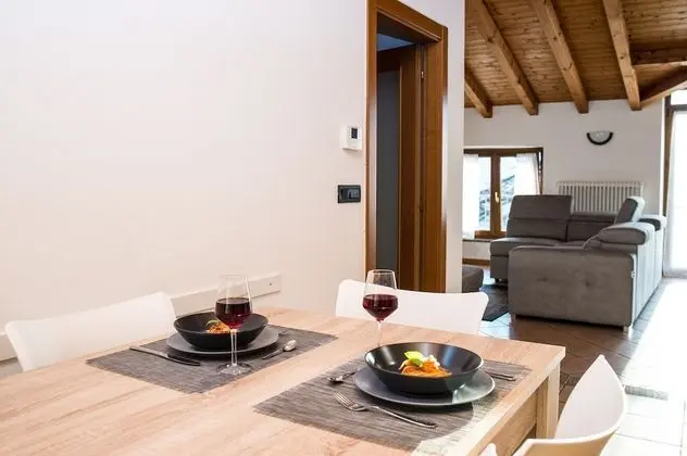 Premium Apart Daire, Banyolu/Duşlu, Göl Manzaralı (Appartamento vista lago )