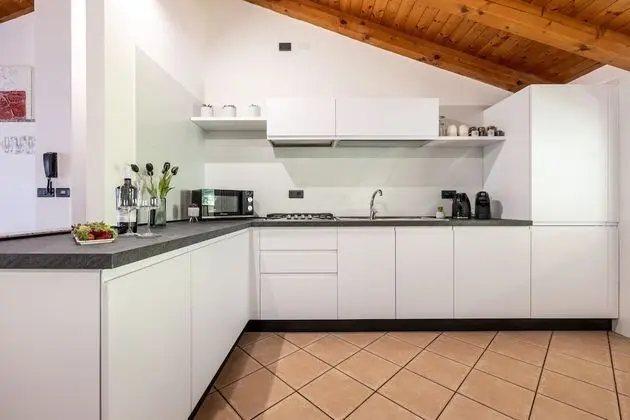 Premium Apart Daire, Banyolu/Duşlu, Göl Manzaralı (Appartamento vista lago )