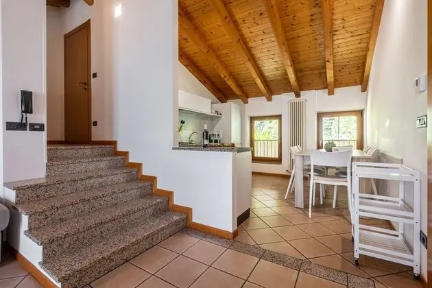 Premium Apart Daire, Banyolu/Duşlu, Göl Manzaralı (Appartamento vista lago )