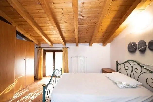 Honeymoon Apart Daire