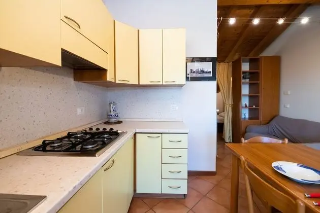 Honeymoon Apart Daire