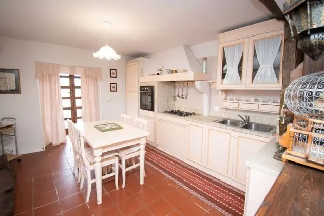 Traditional Apart Daire