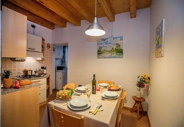 Family Apart Daire, 1 Çift Kişilik Yatak ve Çekyat (Appartamento Centro Storico Riva)
