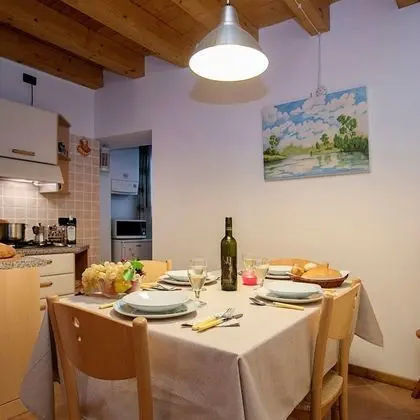 Family Apart Daire, 1 Çift Kişilik Yatak ve Çekyat (Appartamento Centro Storico Riva)