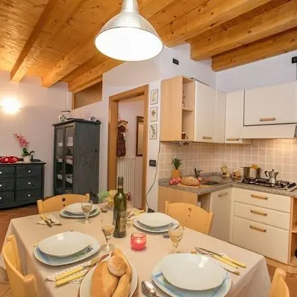 Family Apart Daire, 1 Çift Kişilik Yatak ve Çekyat (Appartamento Centro Storico Riva)
