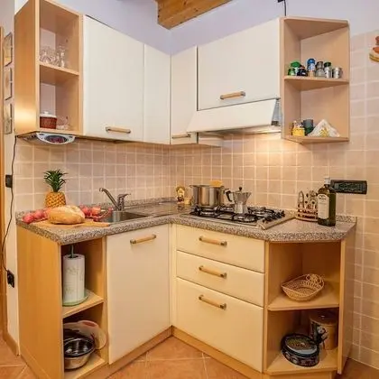 Family Apart Daire, 1 Çift Kişilik Yatak ve Çekyat (Appartamento Centro Storico Riva)