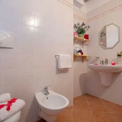 Family Apart Daire, 1 Çift Kişilik Yatak ve Çekyat (Appartamento Centro Storico Riva)