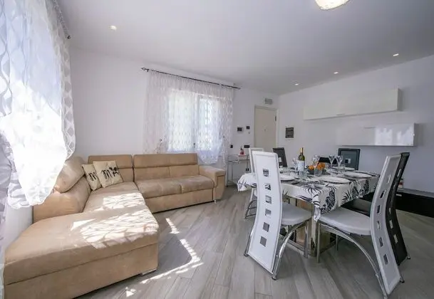 Family Apart Daire, Birden Çok Yatak, 2 Banyolu (Appartamento Villa Daniel)