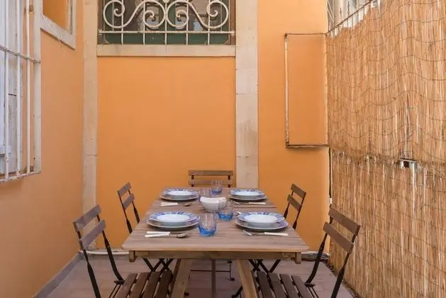 Apart Daire, Sigara İçilebilir