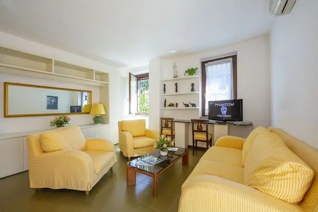 Family Apart Daire, Birden Çok Yatak (Appartamento Gaya Stresa Centro)