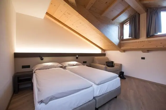 Apart Daire, 2 Yatak Odası (Mansarda)