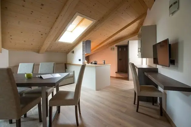 Apart Daire, 2 Yatak Odası (Mansarda)