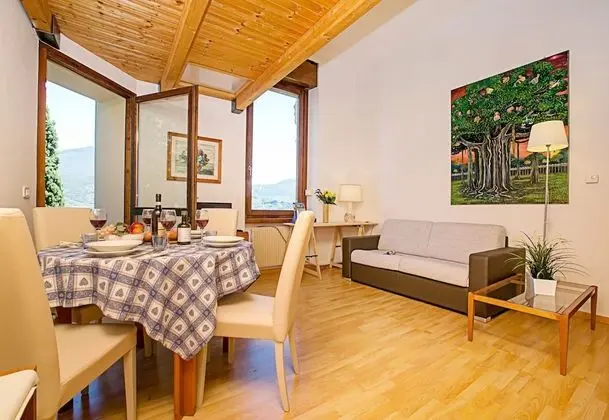 Family Apart Daire, 1 Çift Kişilik Yatak ve Çekyat, Bahçeli (Appartamento Villa Lina)