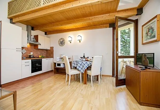Family Apart Daire, 1 Çift Kişilik Yatak ve Çekyat, Bahçeli (Appartamento Villa Lina)