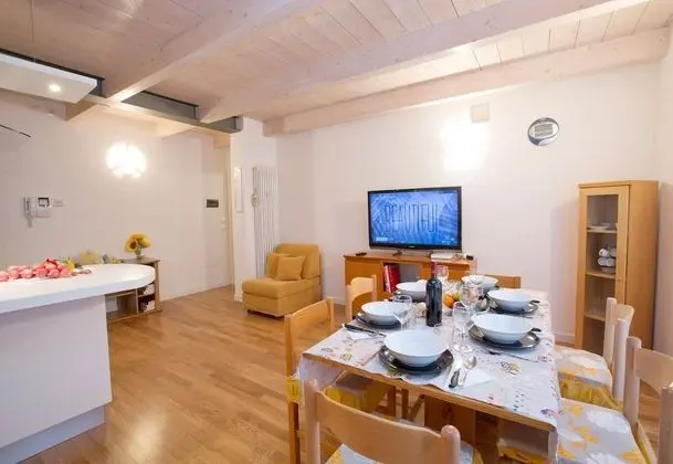 Family Apart Daire, Birden Çok Yatak, 2 Banyolu, Dağ Yamacı (Appartamento Malù Morgana)