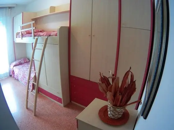 Family Apart Daire, 3 Yatak Odası, Plaj Manzaralı, Plaj Kenarı