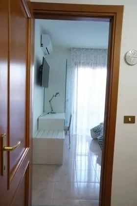 Exclusive Tek Büyük veya İki Ayrı Yataklı Oda, 1 Büyük (Queen) Boy Yatak, Bahçe Manzaralı