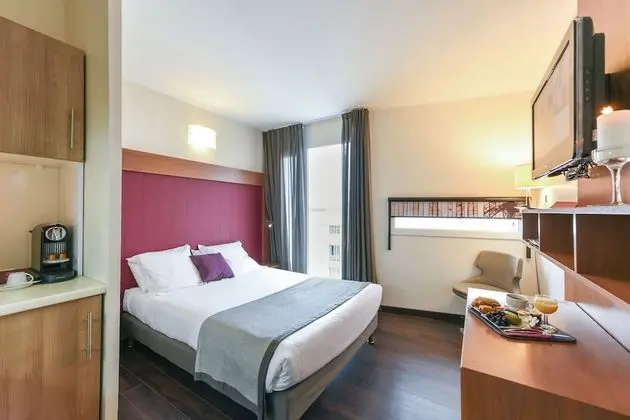 Tek Büyük Yataklı Oda