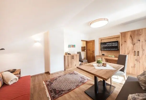 Apart Daire, 1 Yatak Odası, Balkon, Dağ Manzaralı (Beatrice)