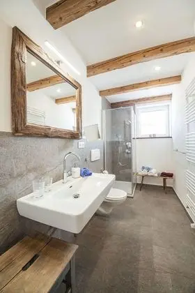 Apart Daire, 2 Yatak Odası, Veranda, Dağ Manzaralı (Alexandra)