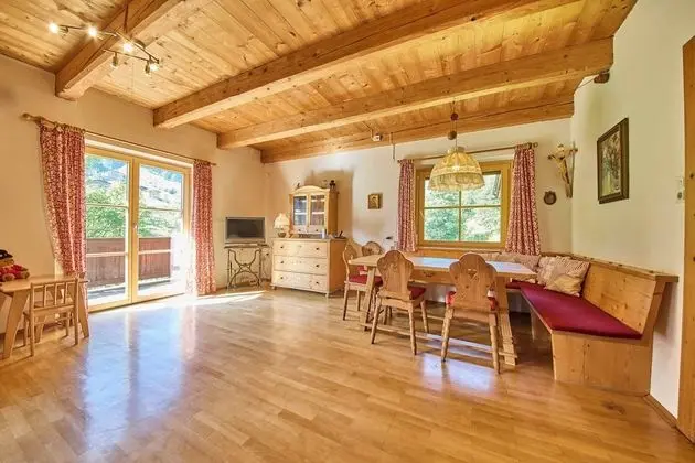 Basic Apart Daire, 3 Yatak Odası, Sigara İçilmez, Dağ Yamacı