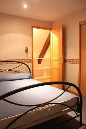 Kır Evi, Dağ Manzaralı