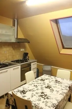 Kır Evi, Dağ Manzaralı