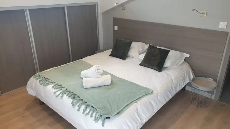 Exclusive Apart Daire, Banyolu/Duşlu, Göl Manzaralı (4 Etoiles)