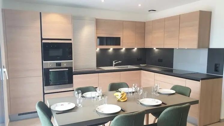 Exclusive Apart Daire, Banyolu/Duşlu, Göl Manzaralı (4 Etoiles)