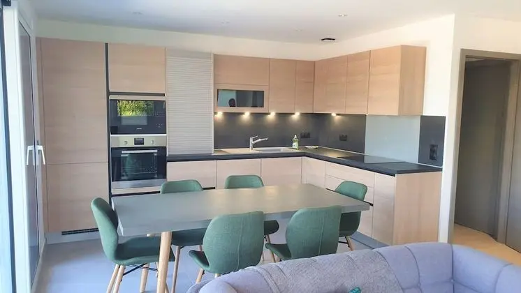 Exclusive Apart Daire, Banyolu/Duşlu, Göl Manzaralı (4 Etoiles)