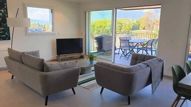 Exclusive Apart Daire, Banyolu/Duşlu, Göl Manzaralı (4 Etoiles)