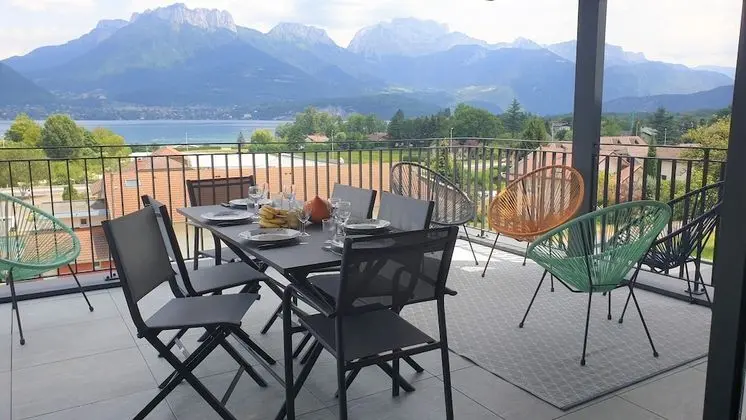 Exclusive Apart Daire, Banyolu/Duşlu, Göl Manzaralı (4 Etoiles)