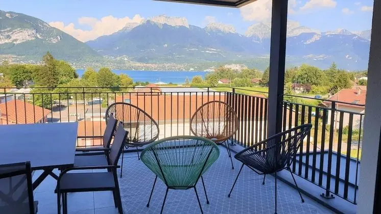 Exclusive Apart Daire, Banyolu/Duşlu, Göl Manzaralı (4 Etoiles)