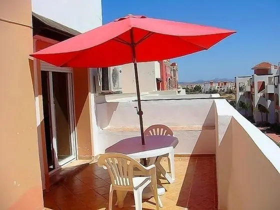 Deluxe Apart Daire, 2 Yatak Odası, Teras, Havuz Manzaralı