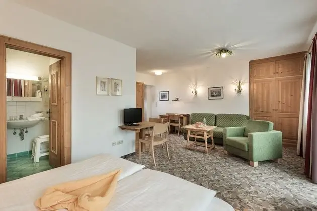 Classic Apart Daire, Balkon, Dağ Manzaralı (Typ C Cleaning fee 40€ )