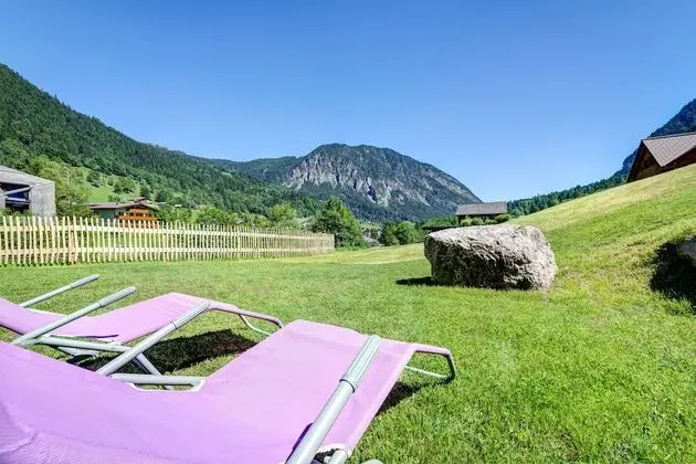 Garden Apartment de Luxe (incl. Cleaning Fee, City Tax & Laundry Package)