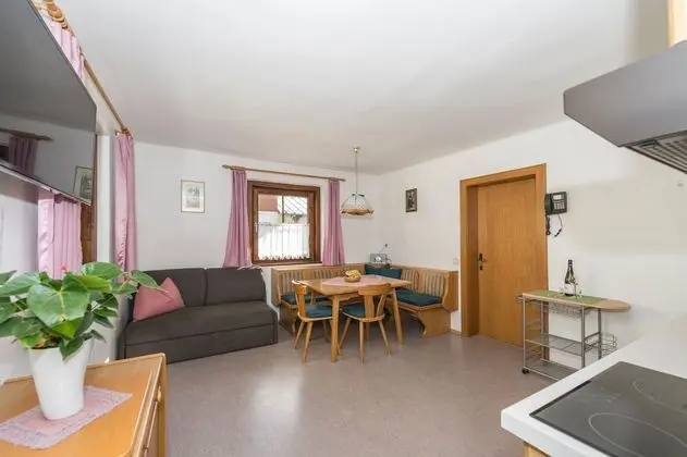 Apart Daire, Dağ Manzaralı (2)