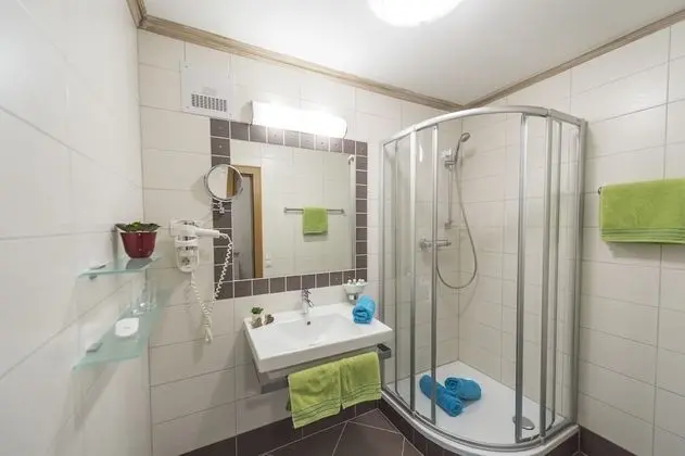 Standard Apart Daire, Dağ Manzaralı (1)