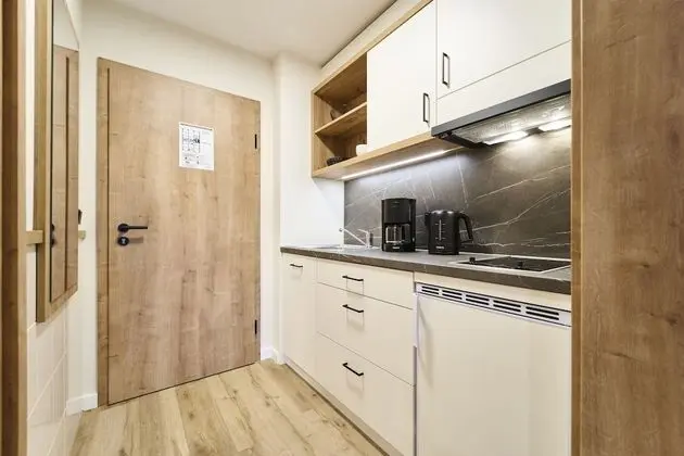Comfort Tek Büyük Yataklı Oda, Balkon, Bahçe Manzaralı