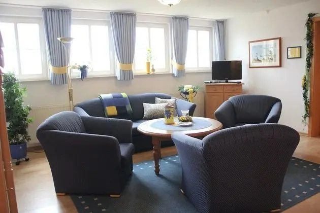 Apart Daire (App. 4 - WHG M. 2 SZ-EG-Gartenblick)